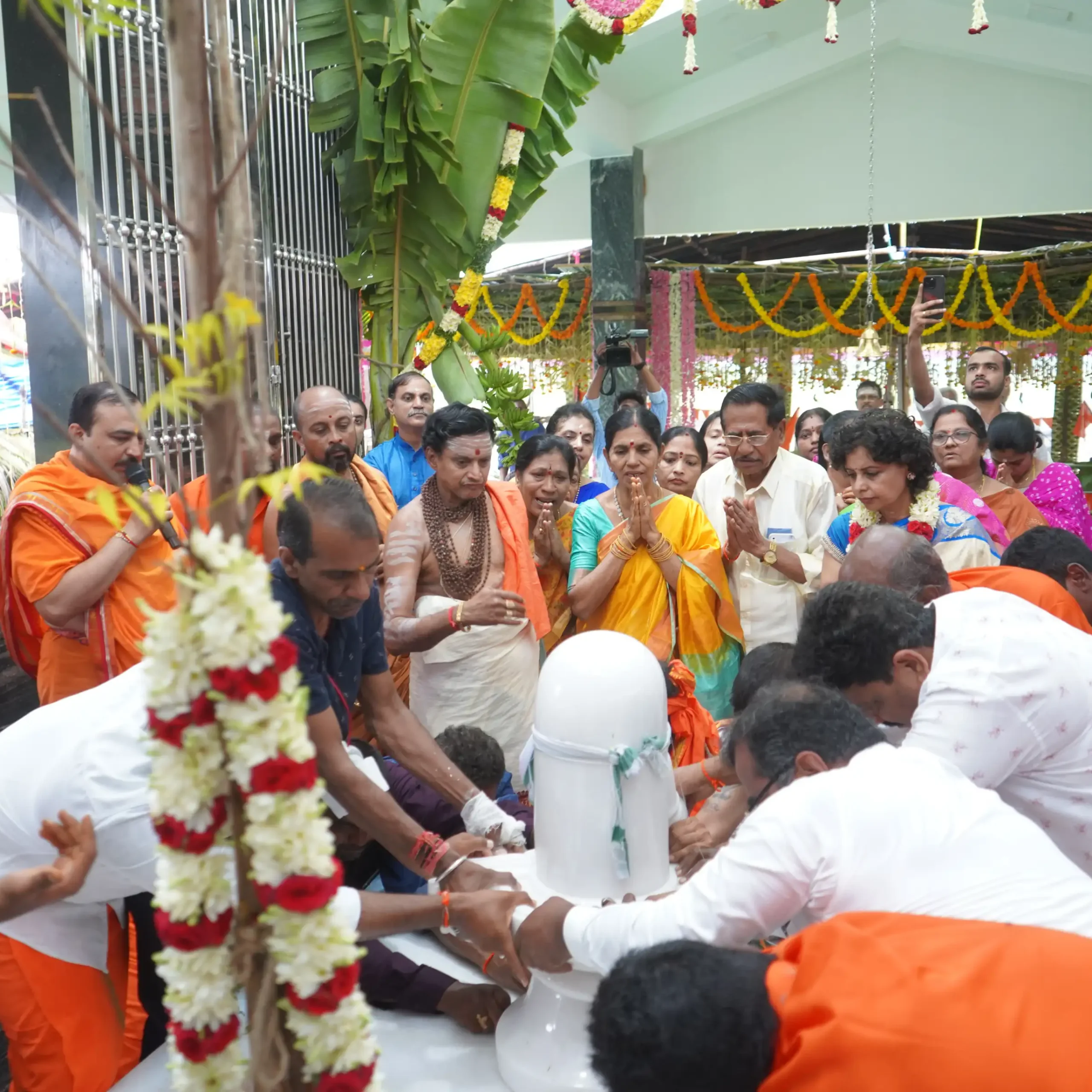 Community Gathering for Lord Siva